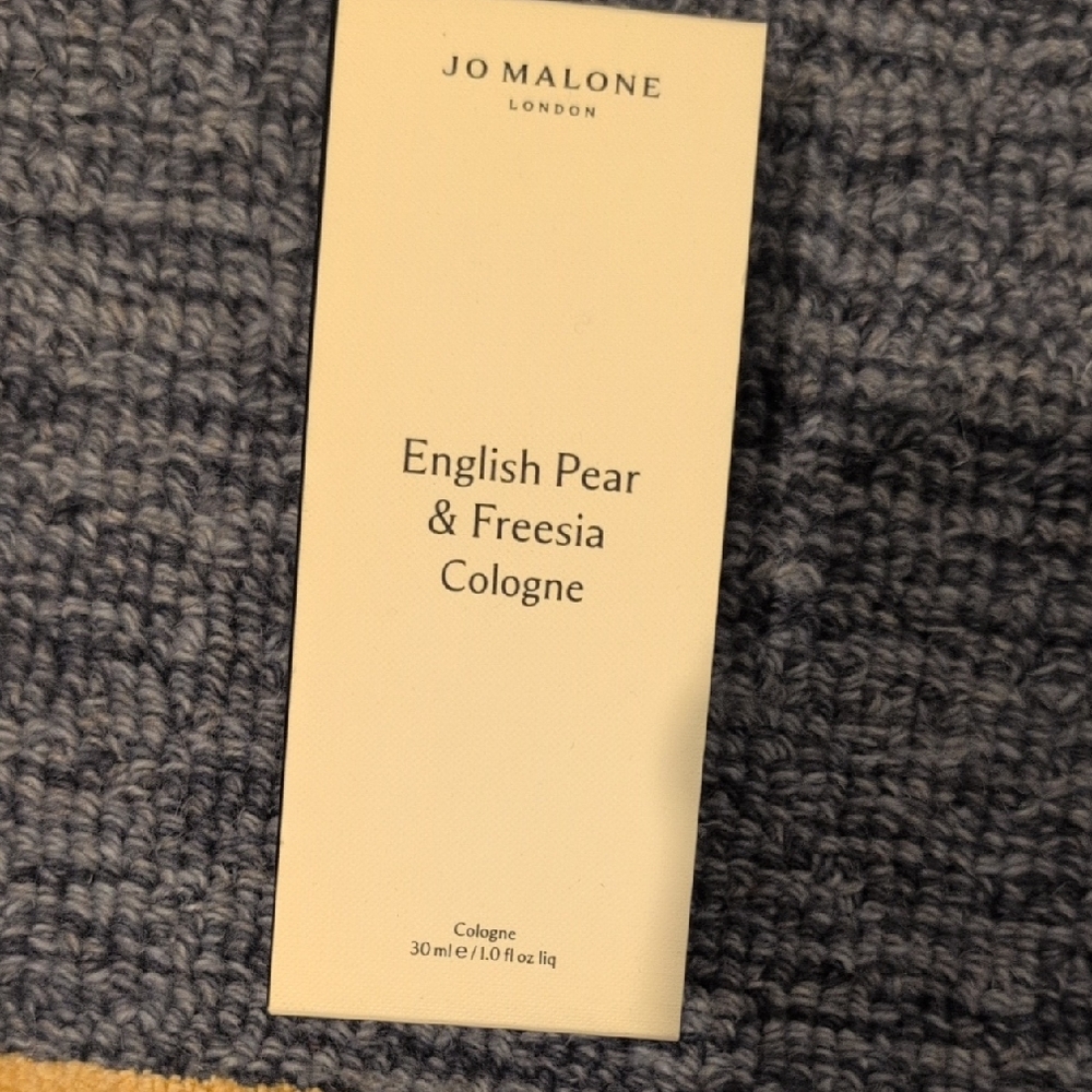 Jo Malone English Pear & Freesia Cologne in Cream Packaging